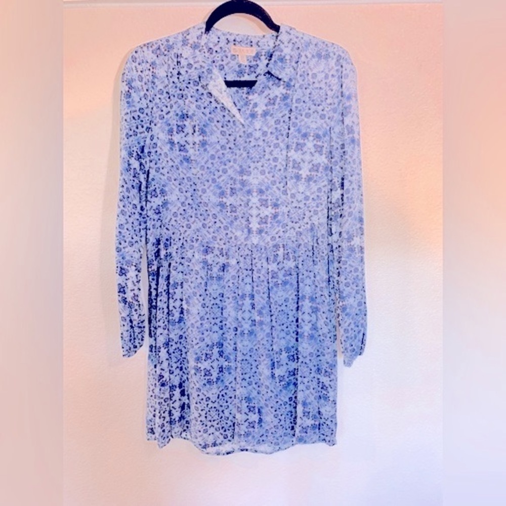384. Lila Rose Swing Dress Sz 6